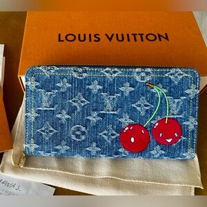 Louis Vuitton x Takashi Murakami LV x TM  Zippy Wallet Denim Cherry 2025